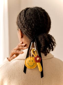 The Artisan Smiley Charm 7